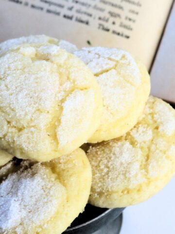 a plate of 1800's sugar cookies