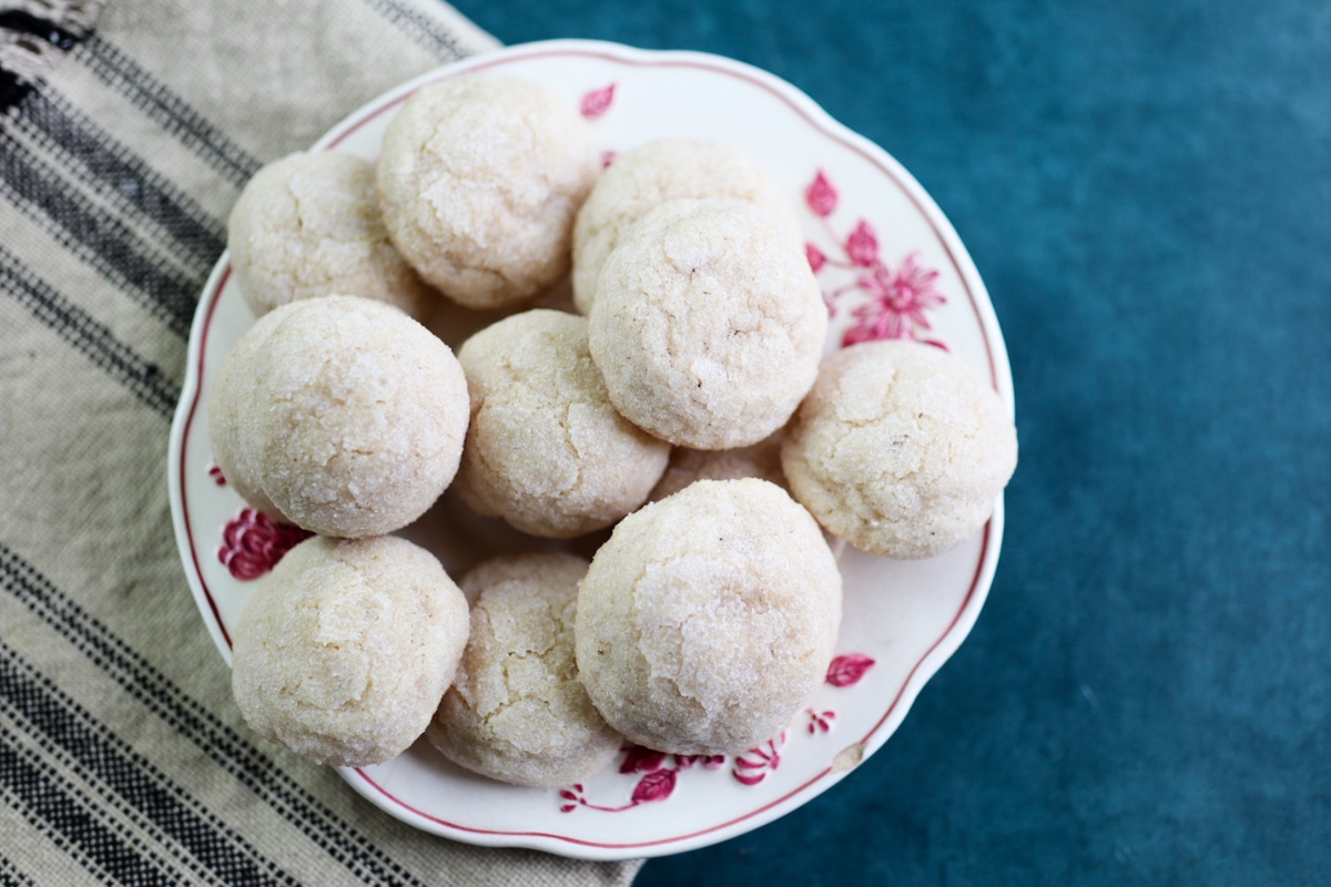 a plate of bachelor's button cookies
