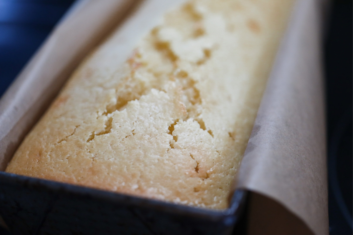 Sally Lunn cake in a pan