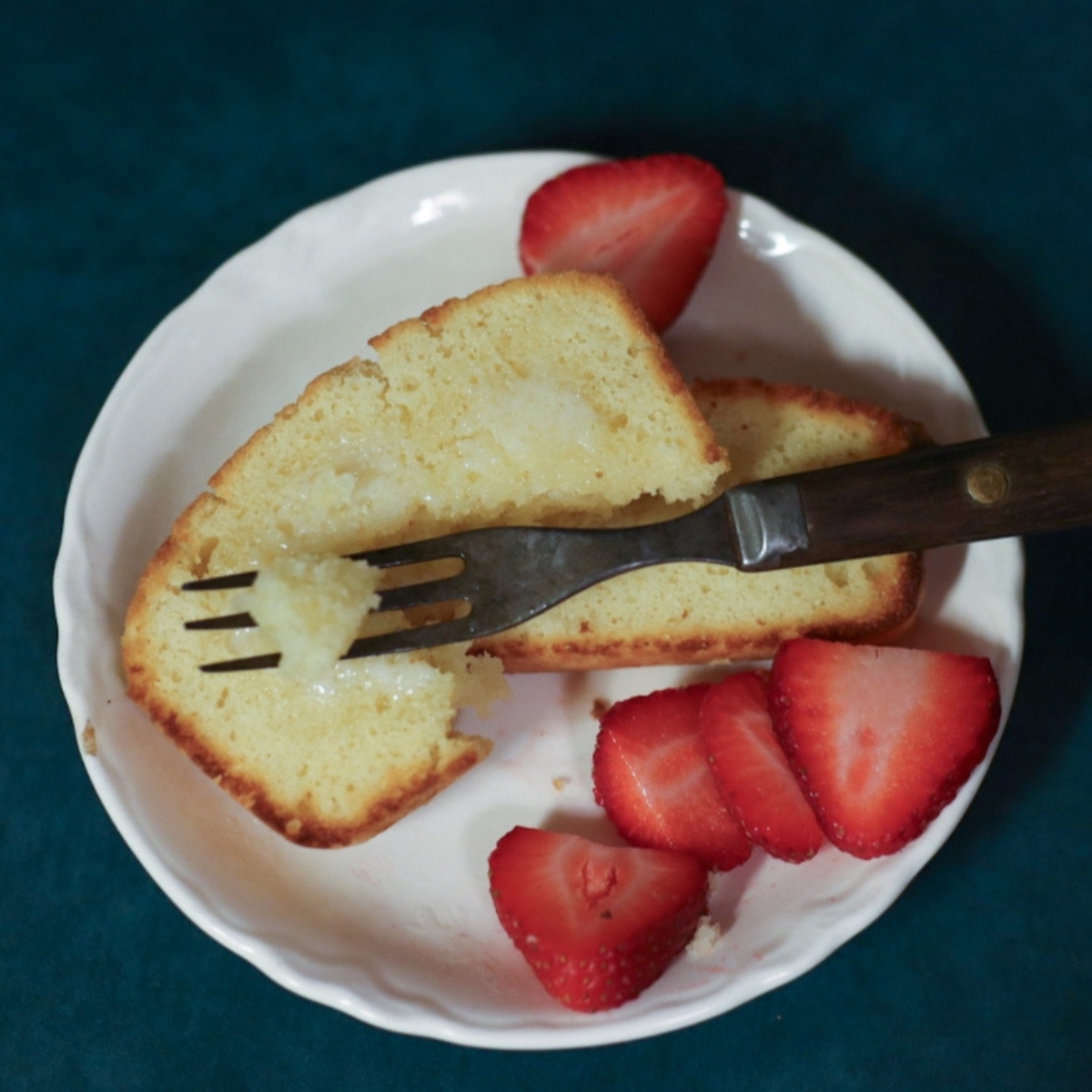 a slice of Sally Lunn cake