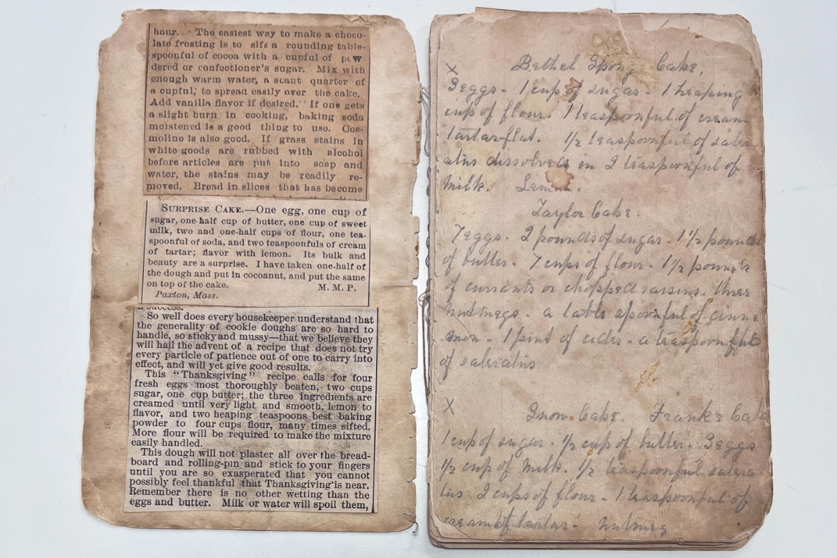 two pages of a handwritten cook book